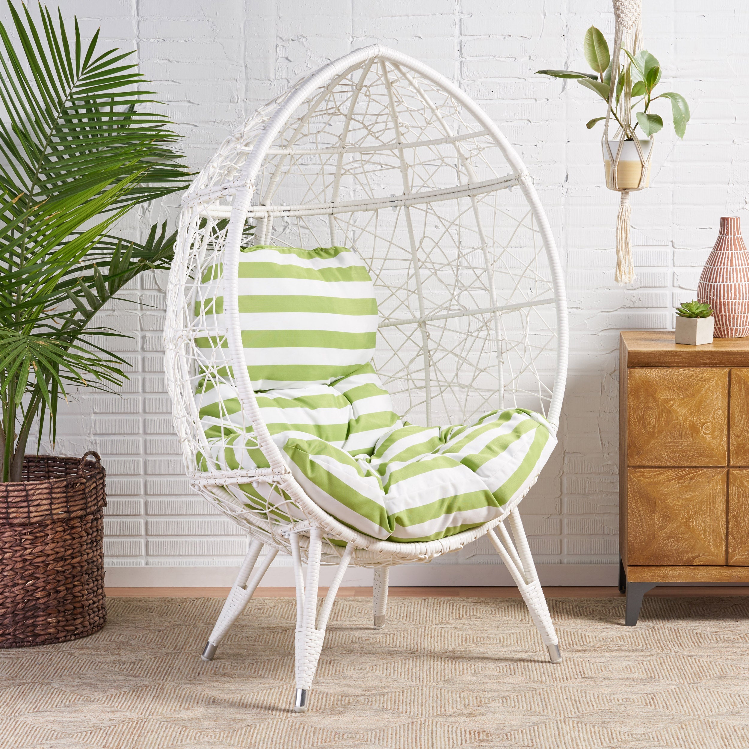 Outdoor Chair with Teardrop Shape and Mesh Design