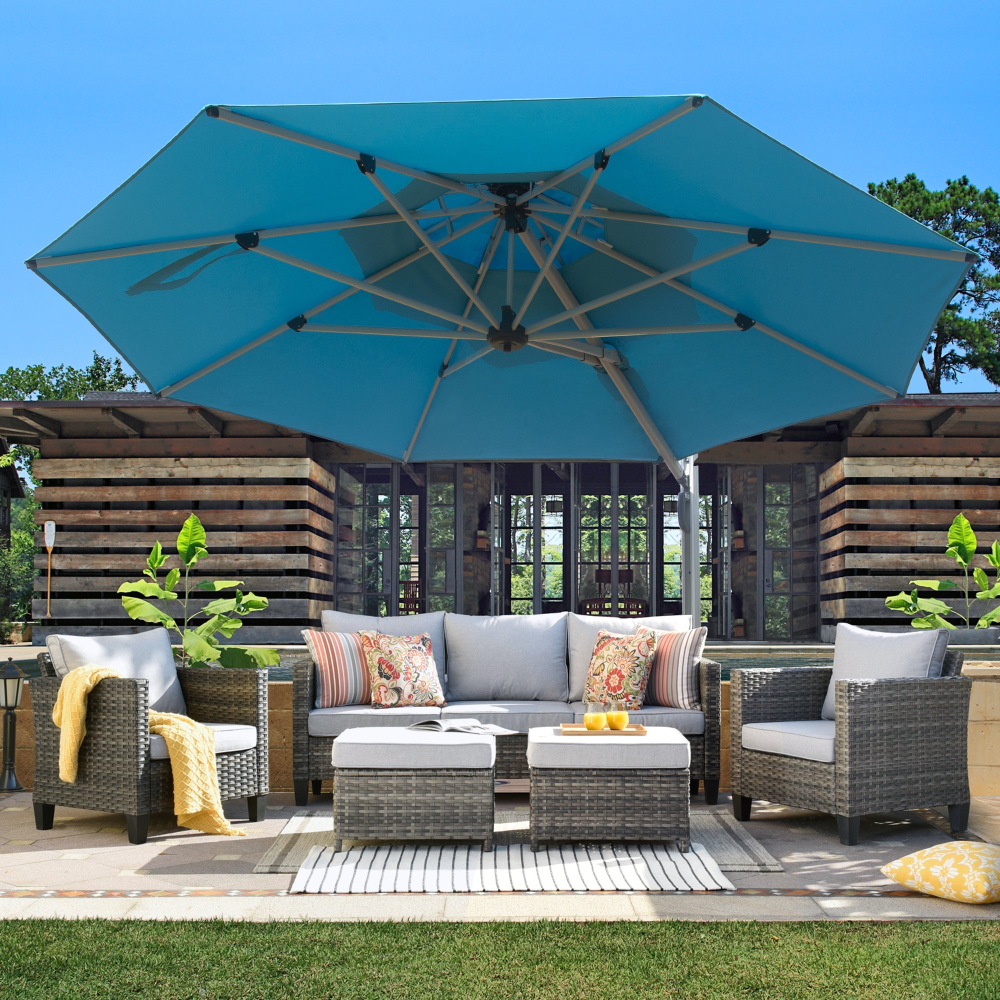 Round Cantilever Umbrella with Center Pole, Base Not Included