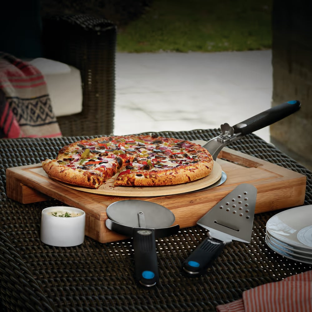 Napoleon Pizza Lover's BBQ Starter Kit