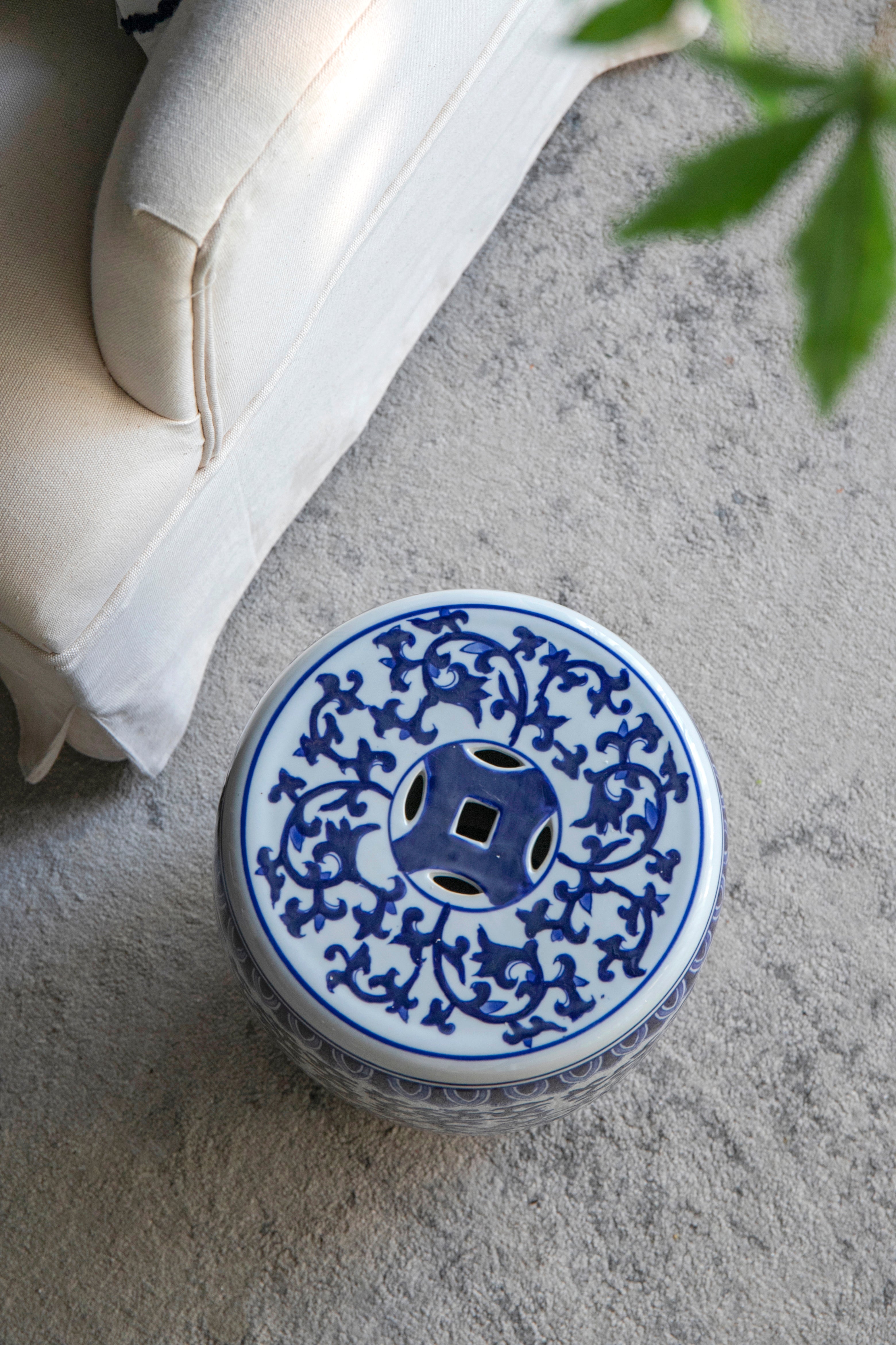 Outdoor Small Porcelain Stool with Dazzling Pattern