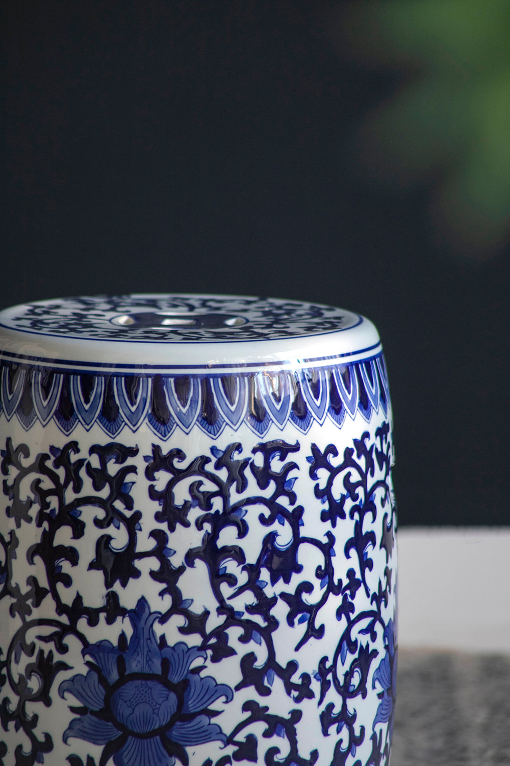 Outdoor Small Porcelain Stool with Dazzling Pattern