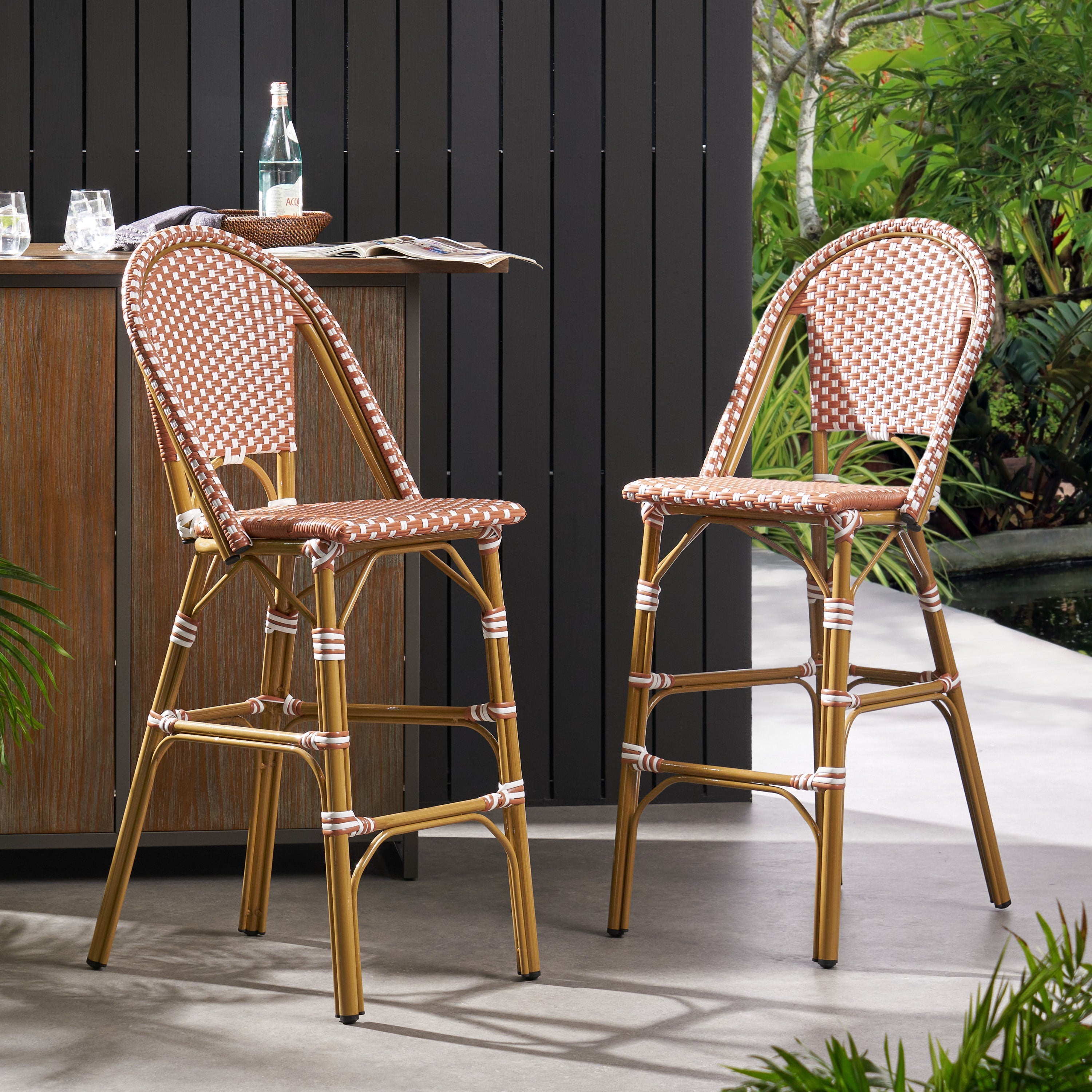 Clifftop 29.5" Outdoor Rattan Bar Stool with Aluminum Frame and Footrest, Set of 2