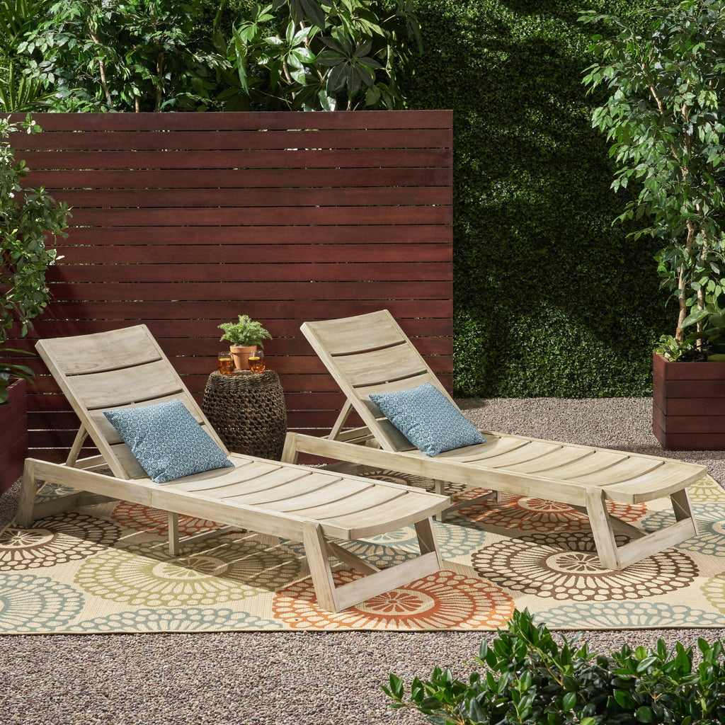 Maki Chaise Lounge