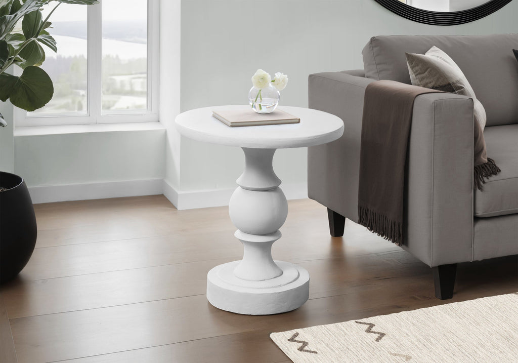 Transitional Pedestal Indoor Outdoor Accent Table