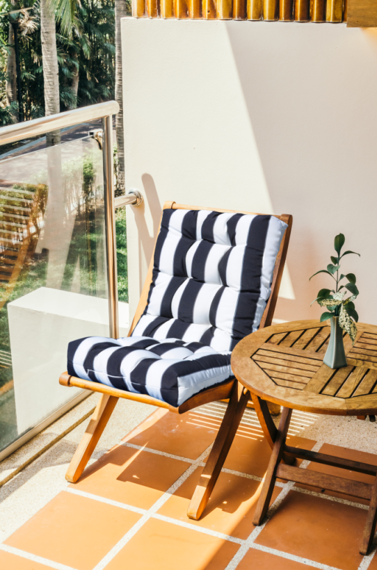 47" Tufted Outdoor Bench Cushion