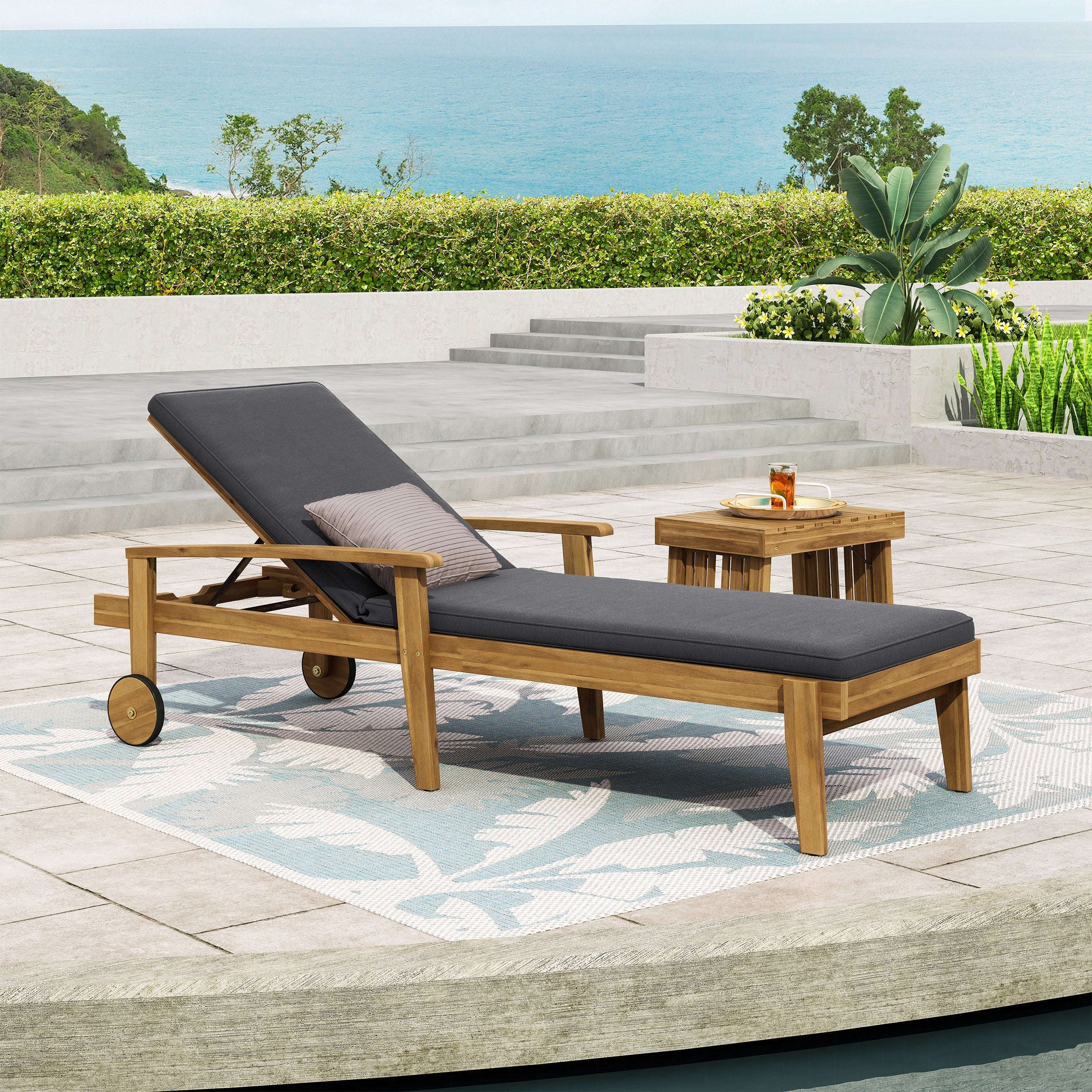 Delmar Chaise Lounge