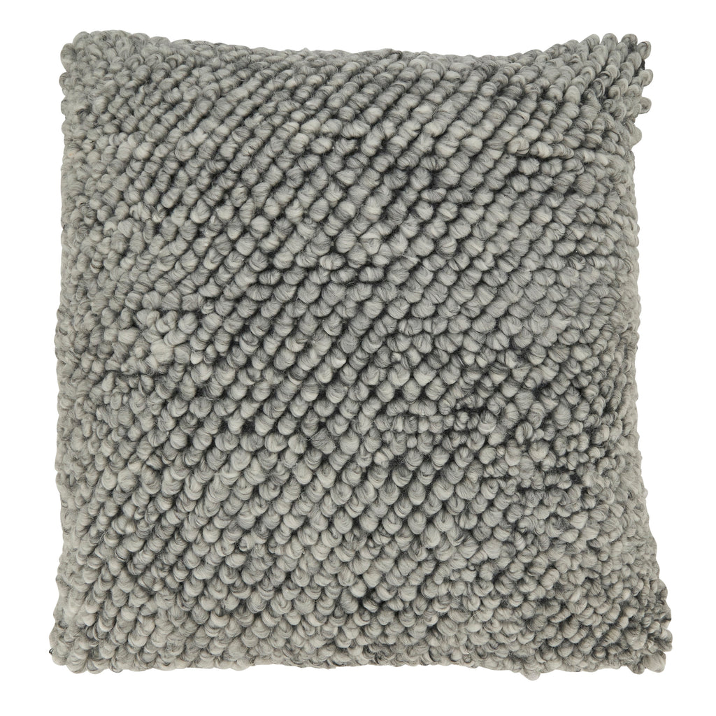 Outdoor Oasis Tufted Polyester Filled Throw Pillow