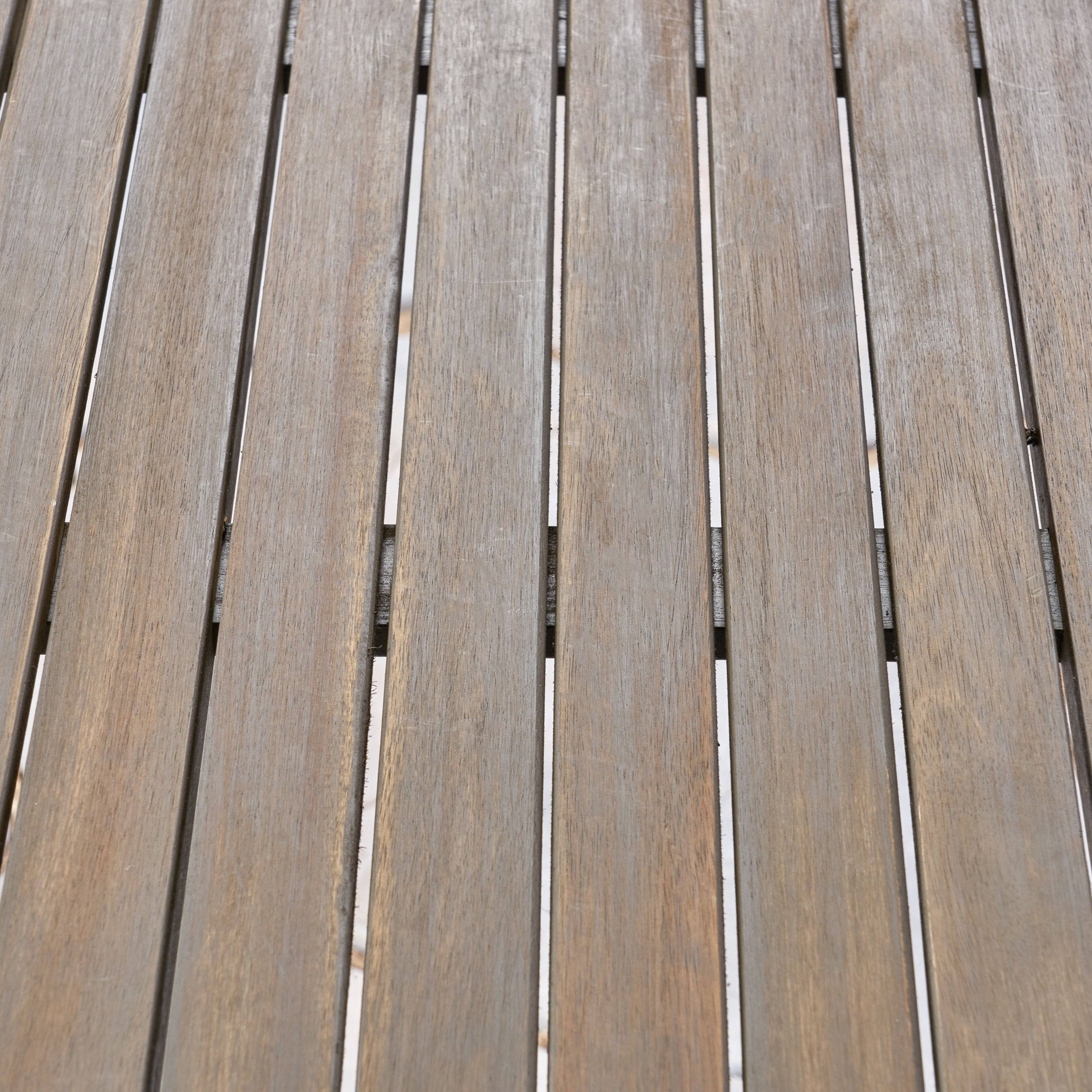 Stamford Round Outdoor Dining Table