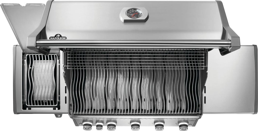 Napoleon Rogue® PRO 625 Natural Gas Grill with Infrared Side Burner