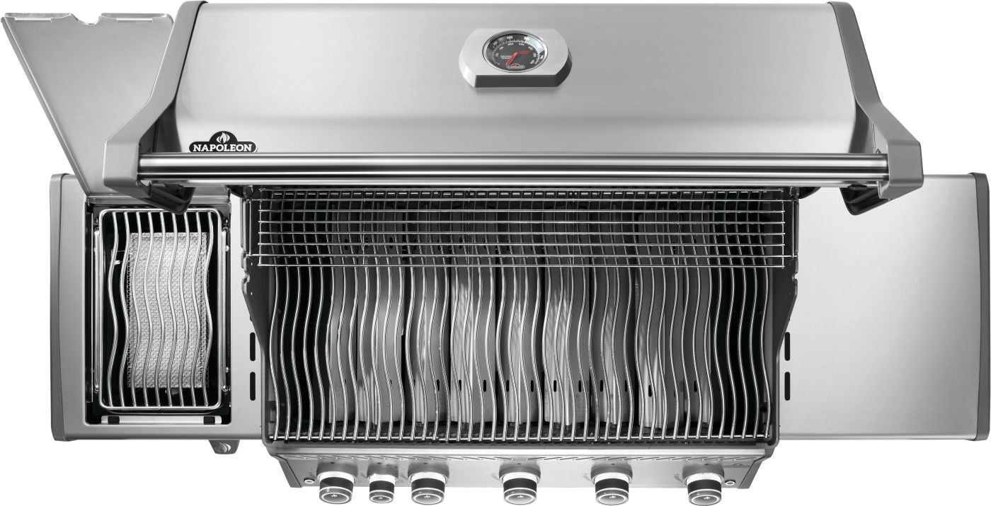 Napoleon Rogue® PRO 625 Natural Gas Grill with Infrared Side Burner