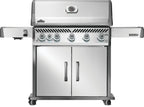 Napoleon Rogue® PRO 625 Natural Gas Grill with Infrared Side Burner
