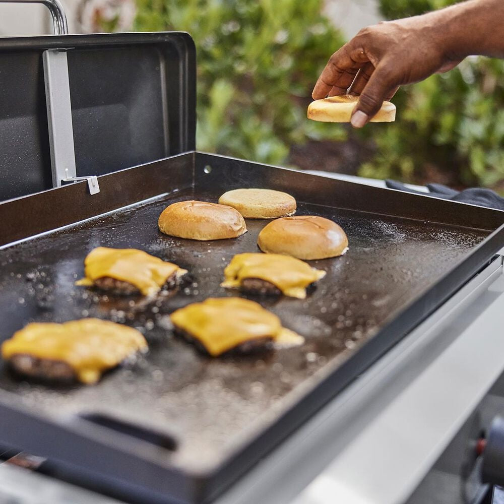 Weber 28" Griddle Liquid Propane Grill