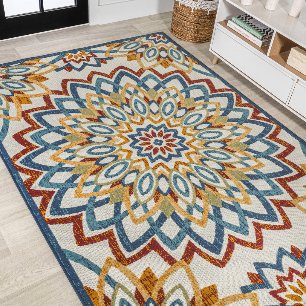 Flora Abstract Bold Mandala High-Low Indoor/Outdoor Area Rug
