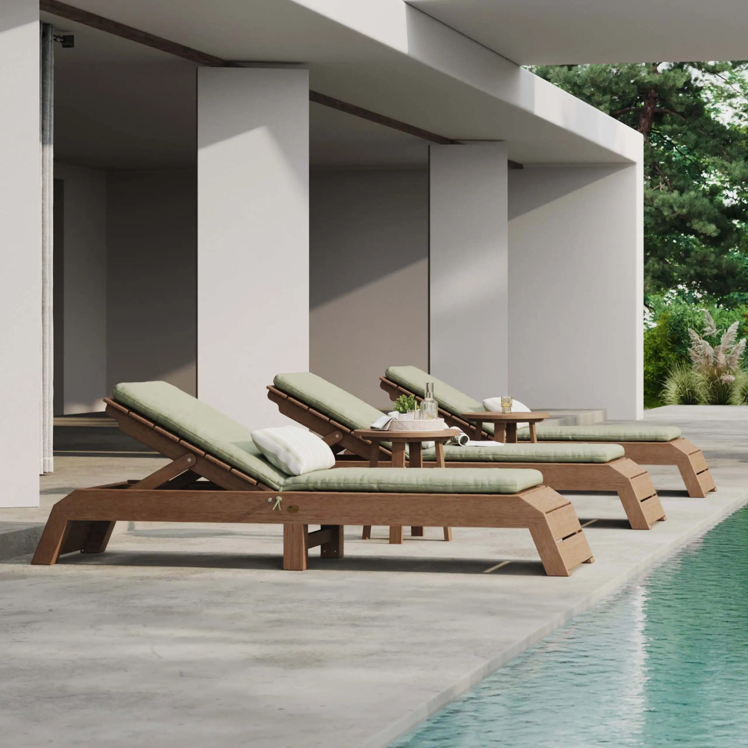 Urban Chaise Lounge from LuxCraft