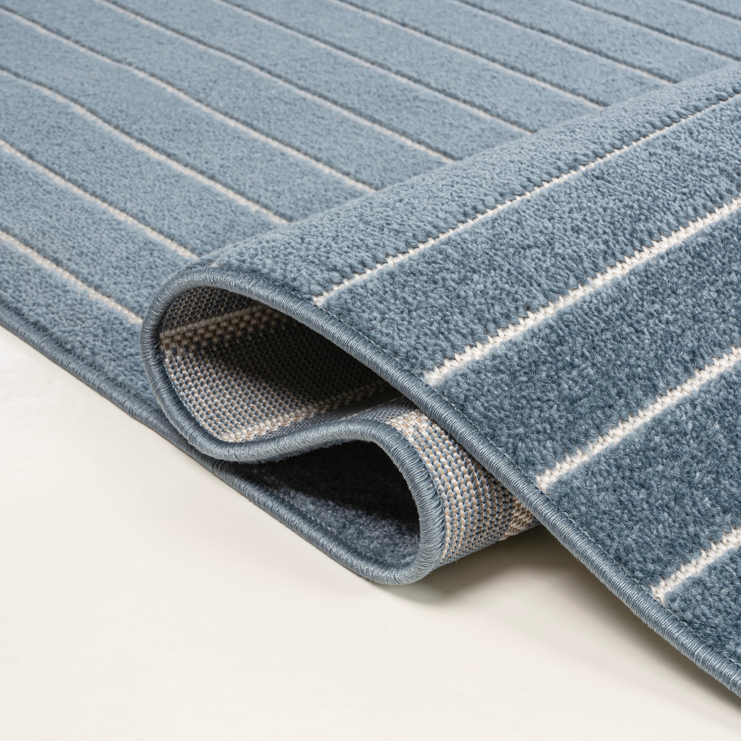 Odense High-Low Minimalist Angle Geometric Indoor/Outdoor Area Rug