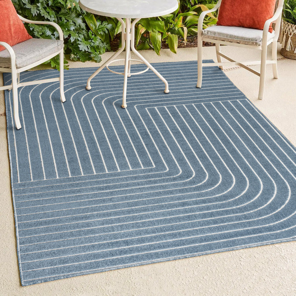 Odense High-Low Minimalist Angle Geometric Indoor/Outdoor Area Rug