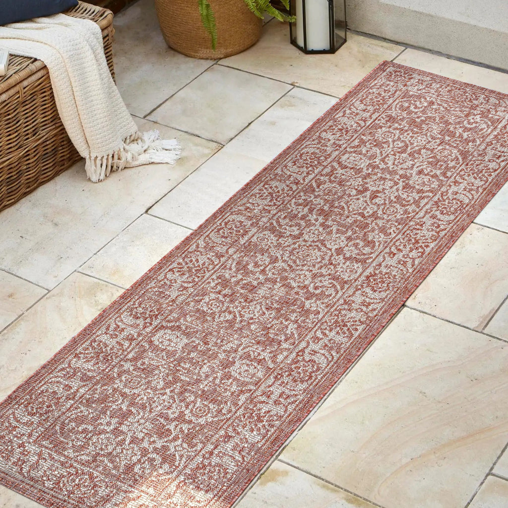 Tela Bohemian Textured Weave Floral Indoor/Outdoor Area Rug