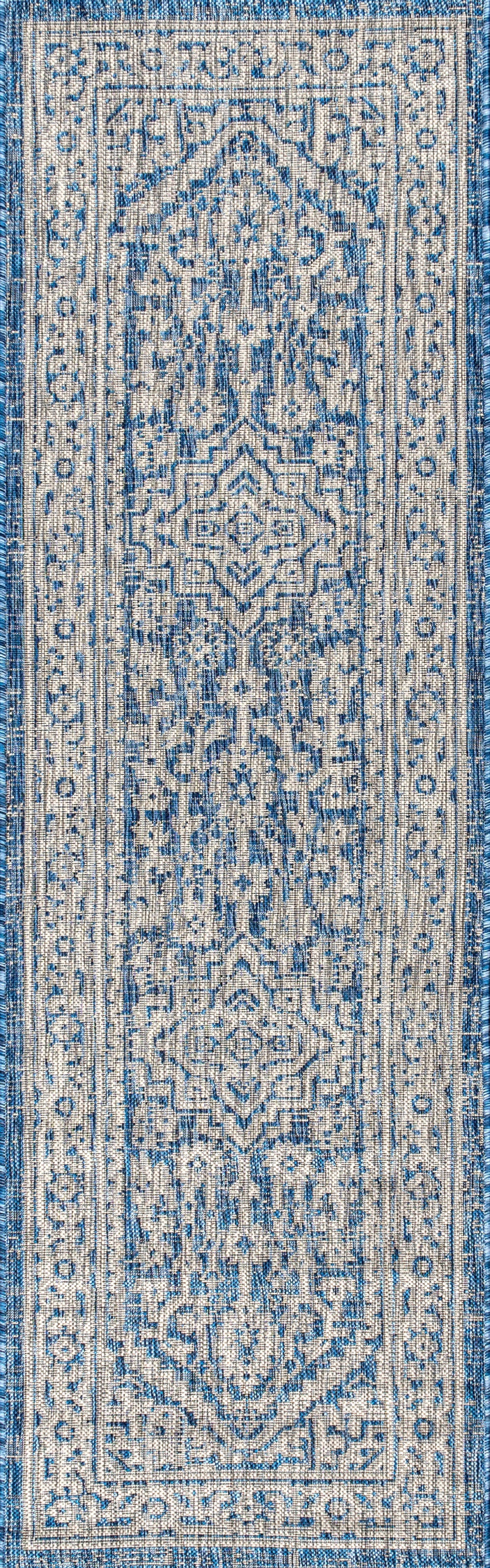 Sinjuri Medallion Textured Weave Indoor/Outdoor Area Rug