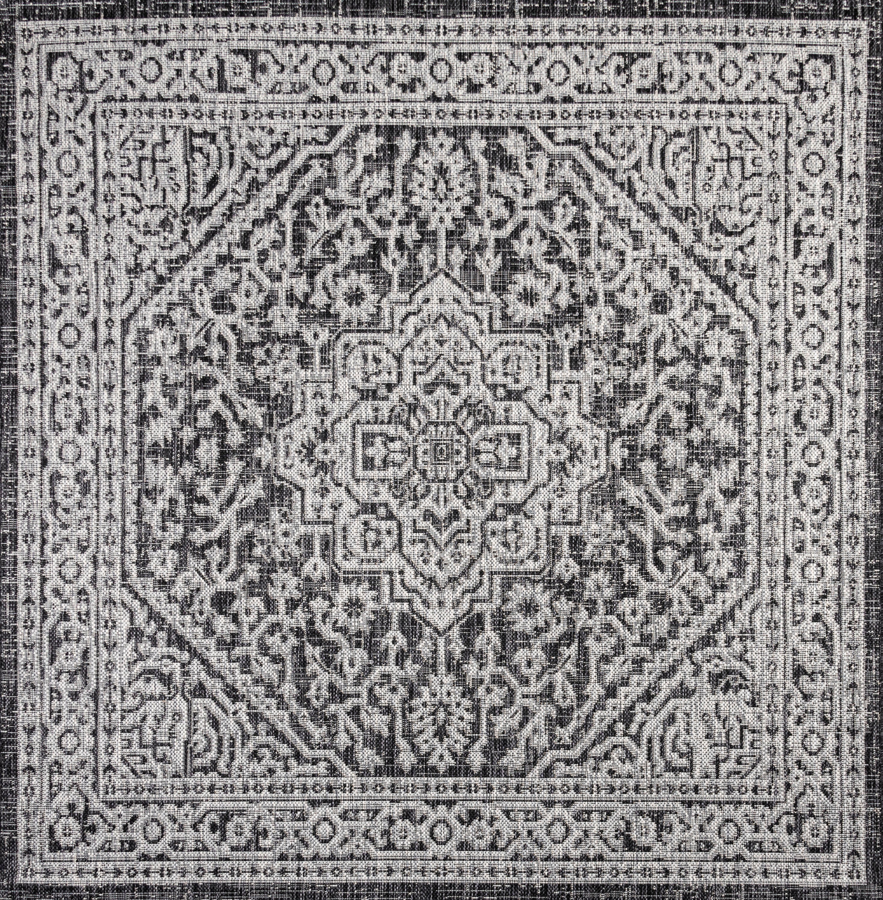 Sinjuri Medallion Textured Weave Indoor/Outdoor Area Rug