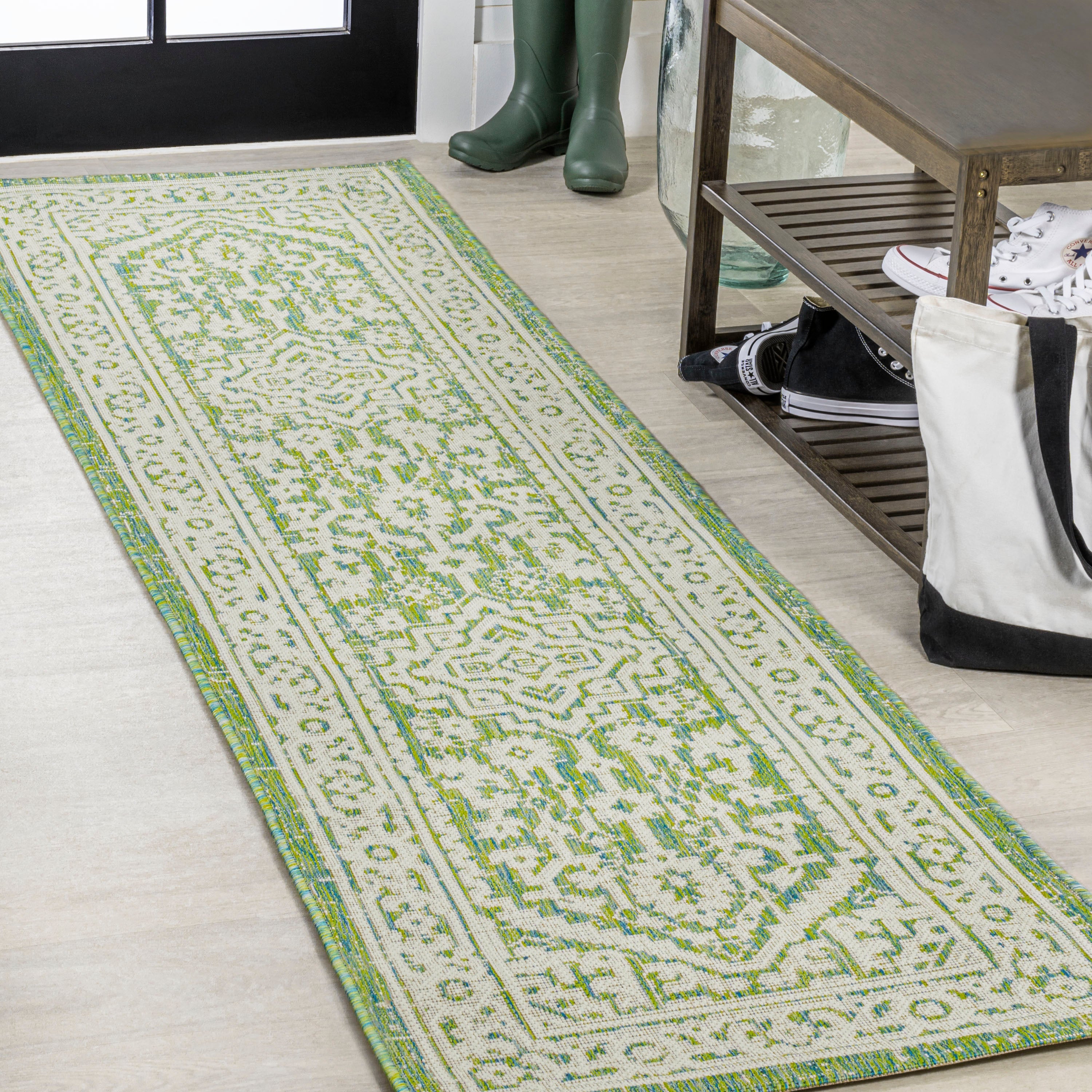 Sinjuri Medallion Textured Weave Indoor/Outdoor Area Rug