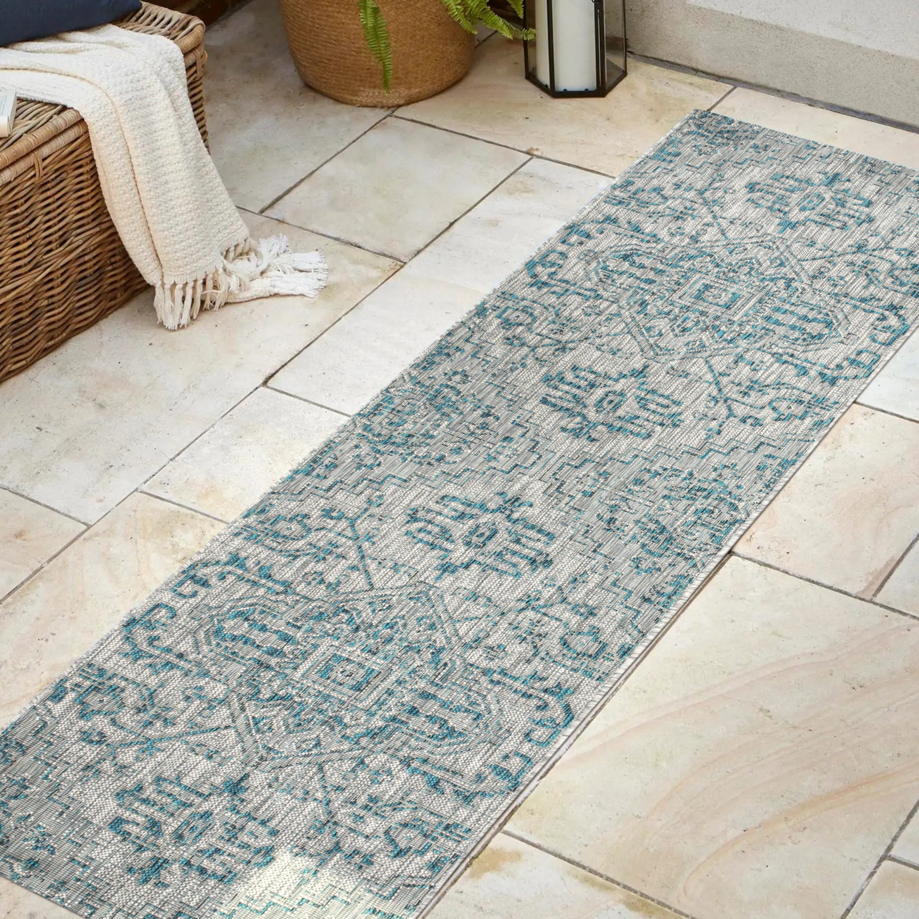 Estrella Bohemian Medallion Textured Weave Indoor/Outdoor Area Rug