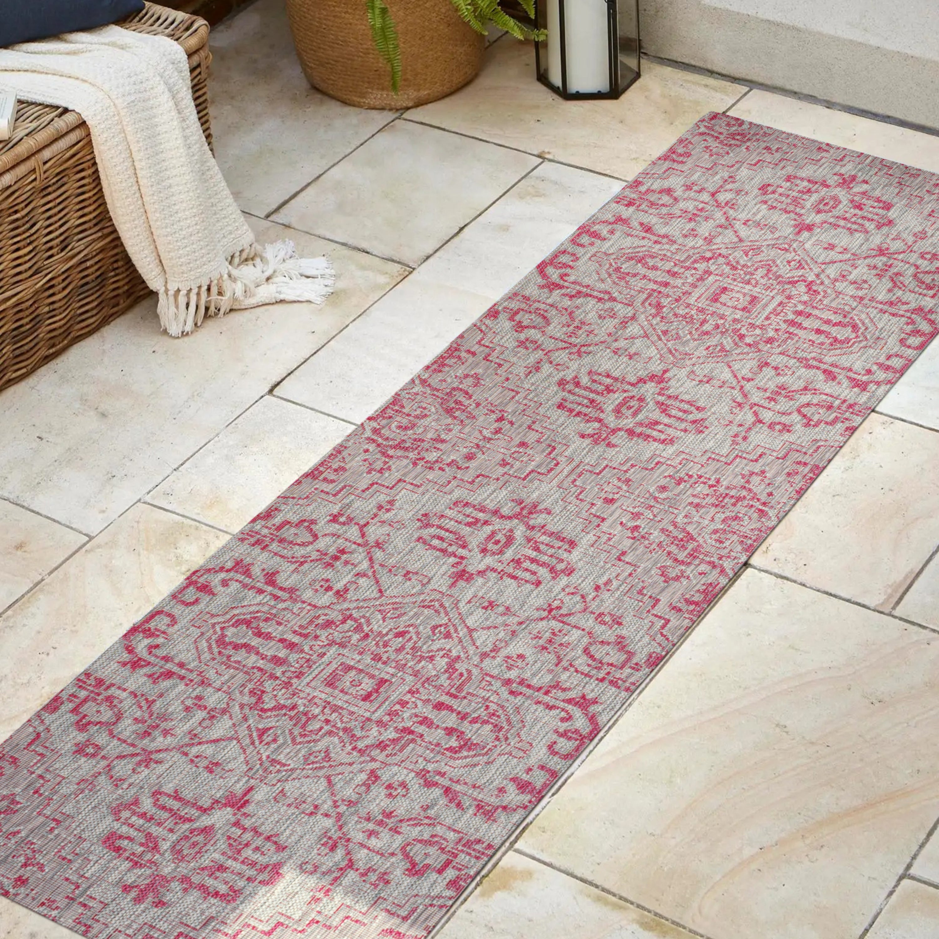 Estrella Bohemian Medallion Textured Weave Indoor/Outdoor Area Rug