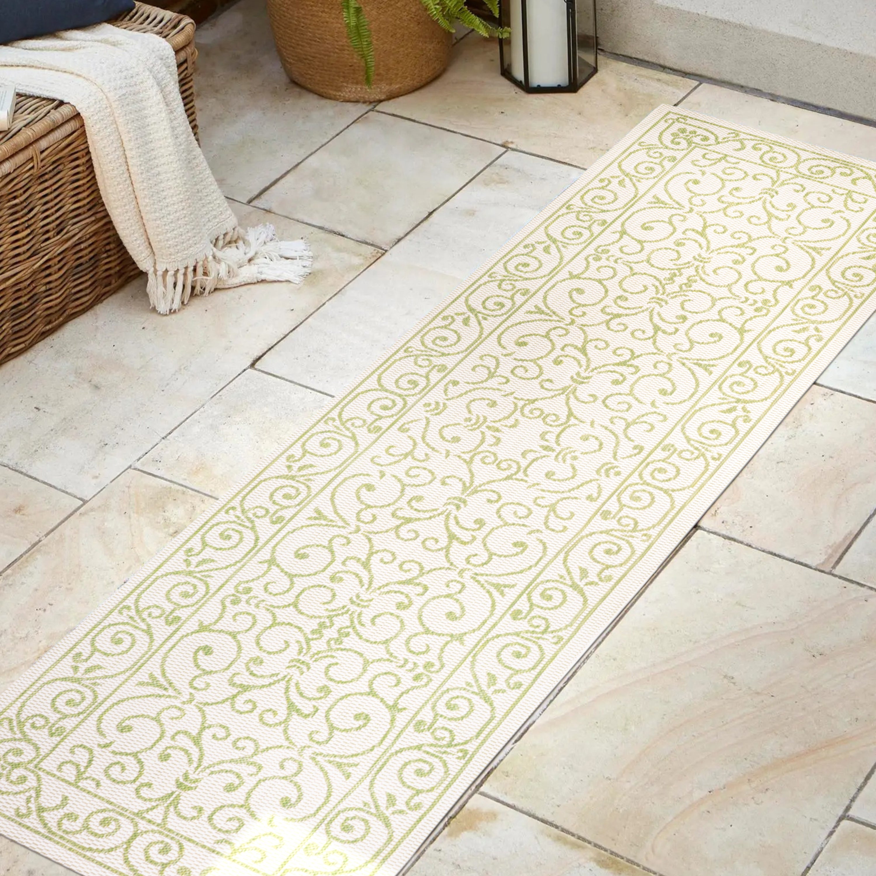 Charleston Vintage Filigree Textured Weave Indoor/Outdoor Area Rug