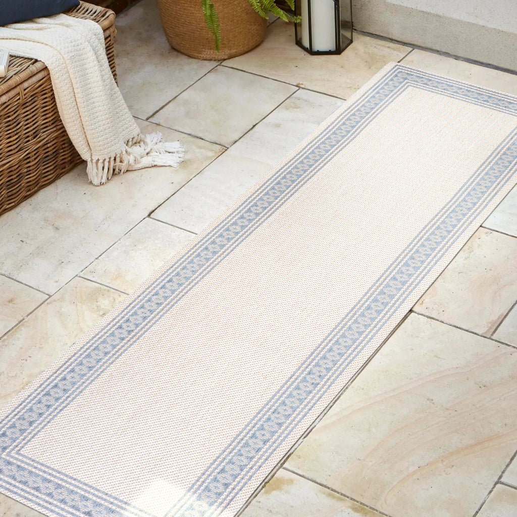 Lucia Classic Diamond Border Indoor/Outdoor Area Rug