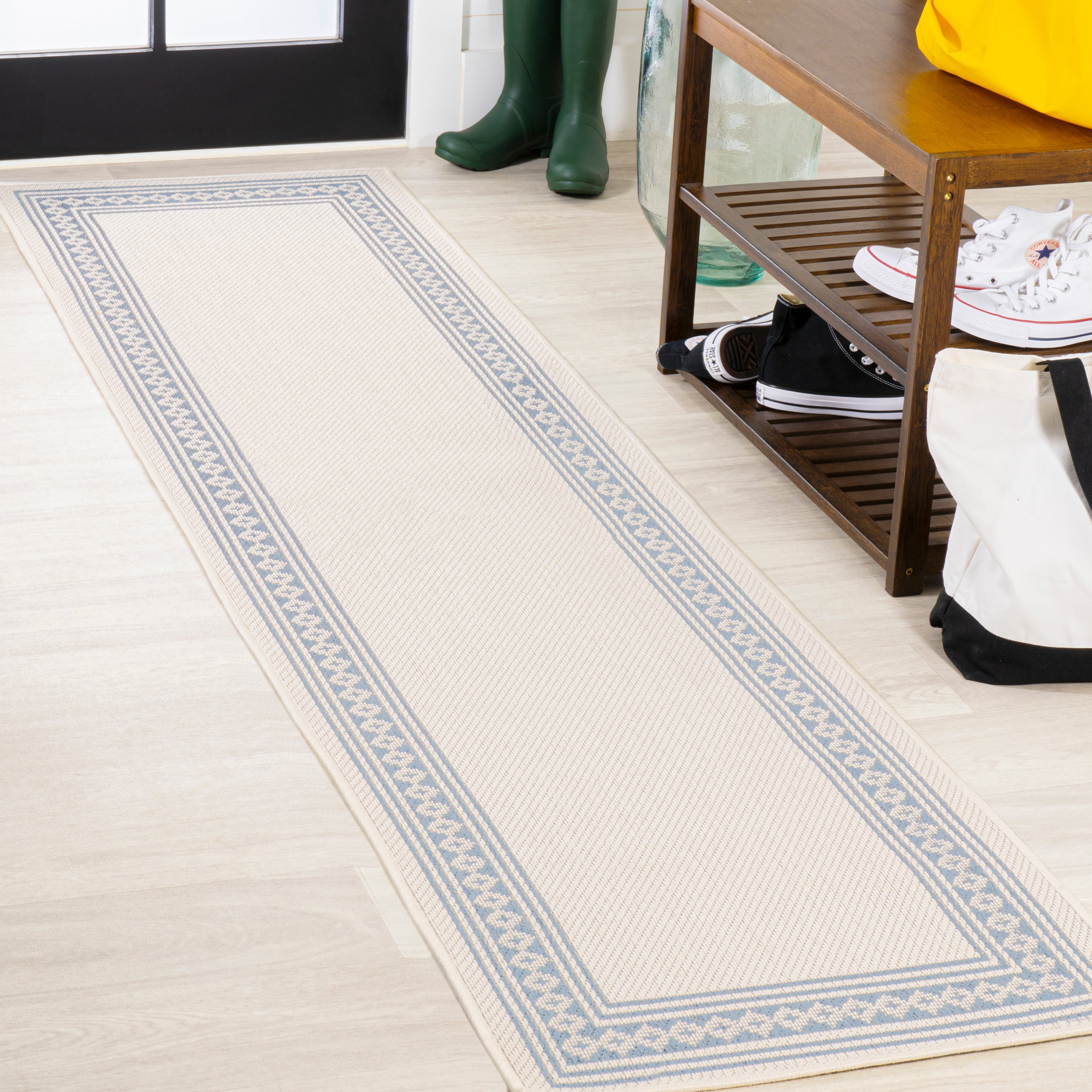 Lucia Classic Diamond Border Indoor/Outdoor Area Rug