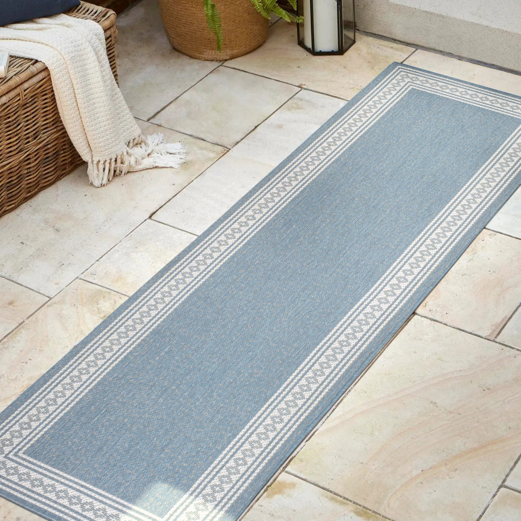 Lucia Classic Diamond Border Indoor/Outdoor Area Rug