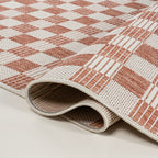 Aimee Traditional Cottage Checkerboard Indoor/Outdoor Runner Rug