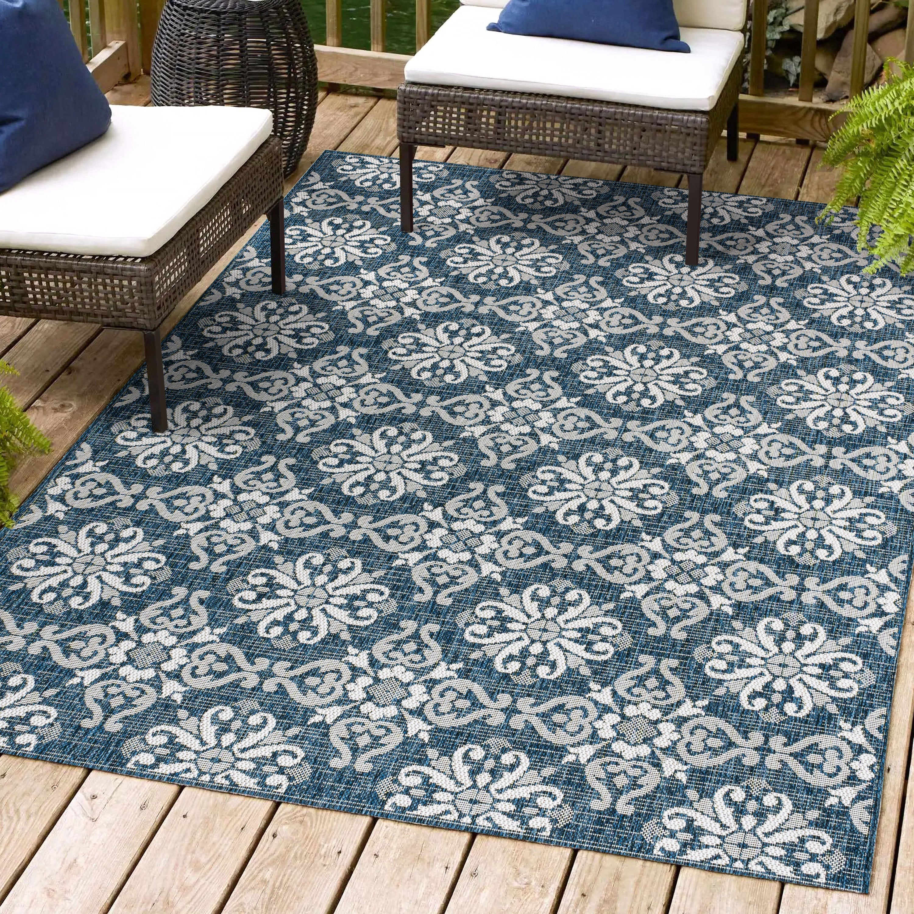 Amora Traditional Mediterranean Tile Design Indoor/Outdoor Rug