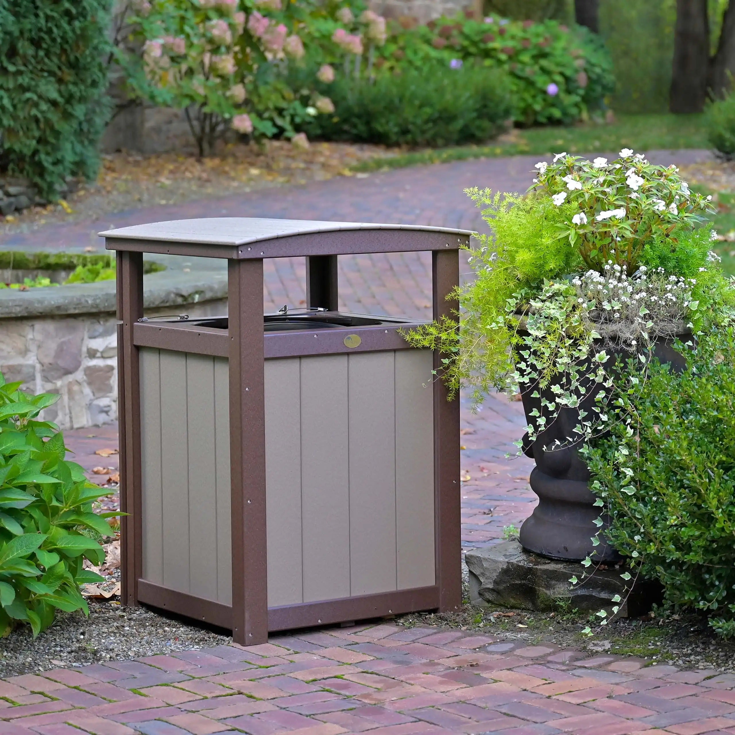 Trash Can from LuxCraft