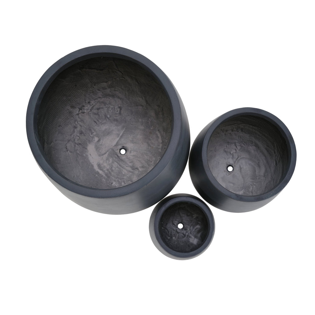 Egg Shaped Lightweight Outdoor Planter, Set of 3