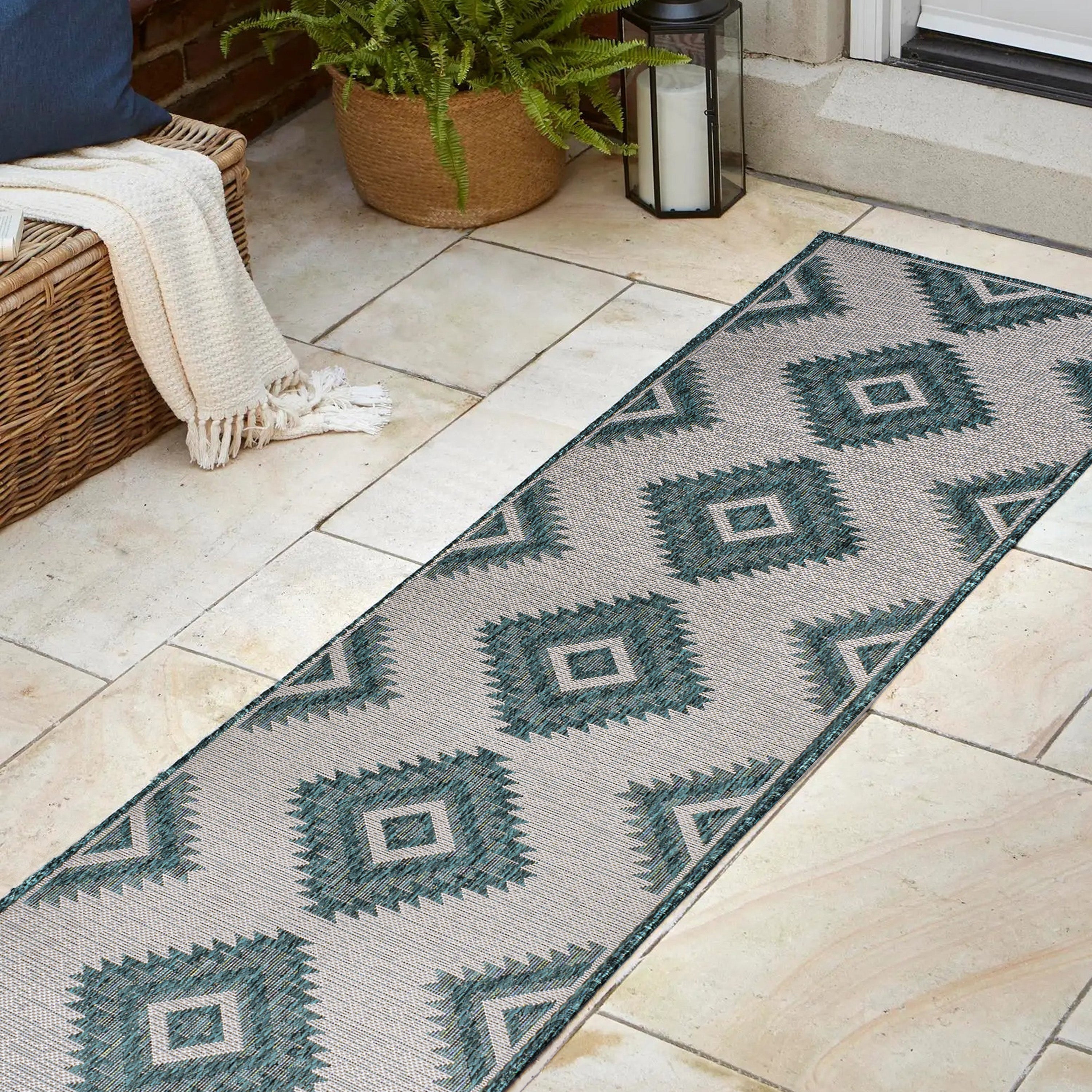 Lior Geometric Moroccan Diamond Indoor/Outdoor Runner Rug