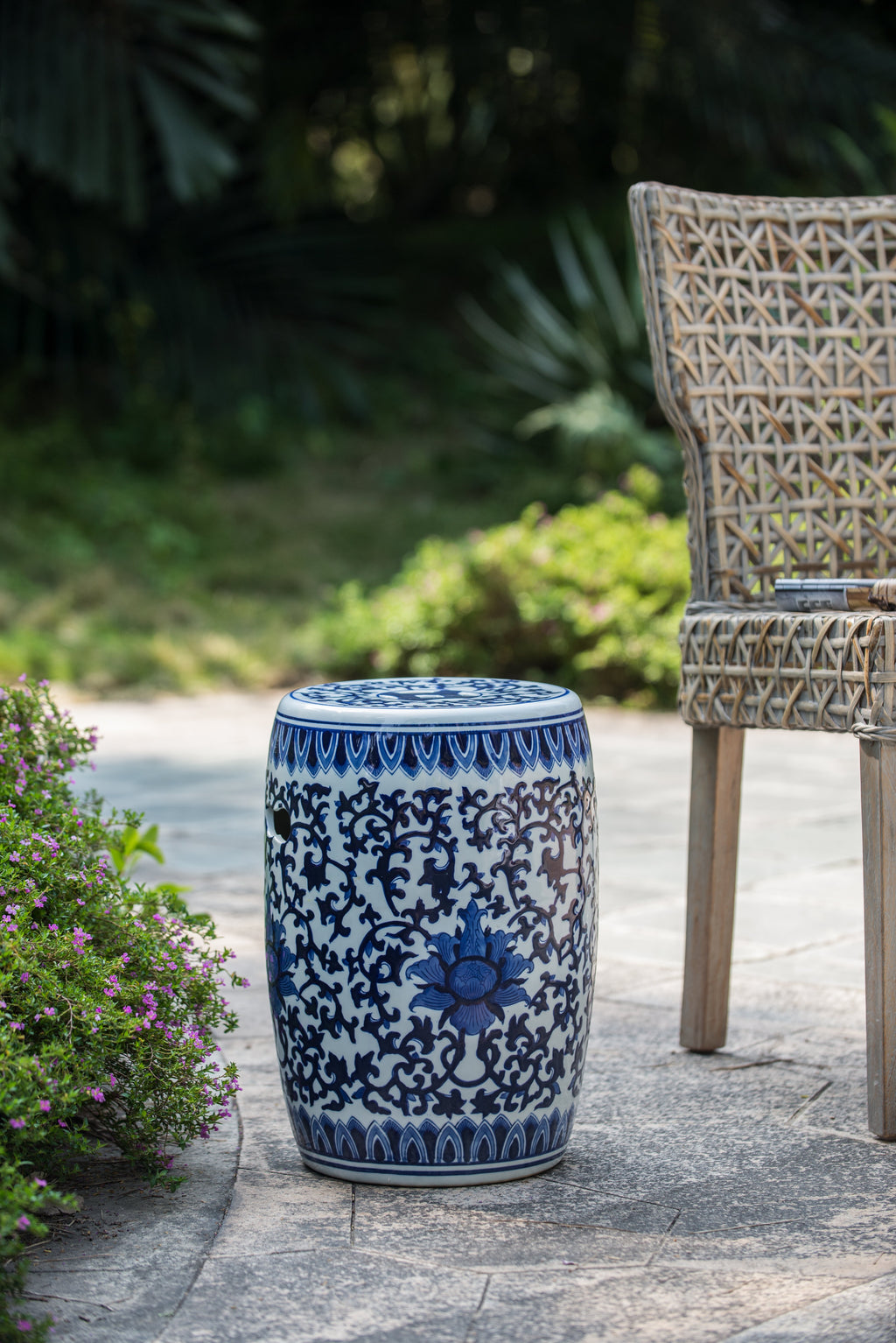 Outdoor Small Porcelain Stool with Dazzling Pattern