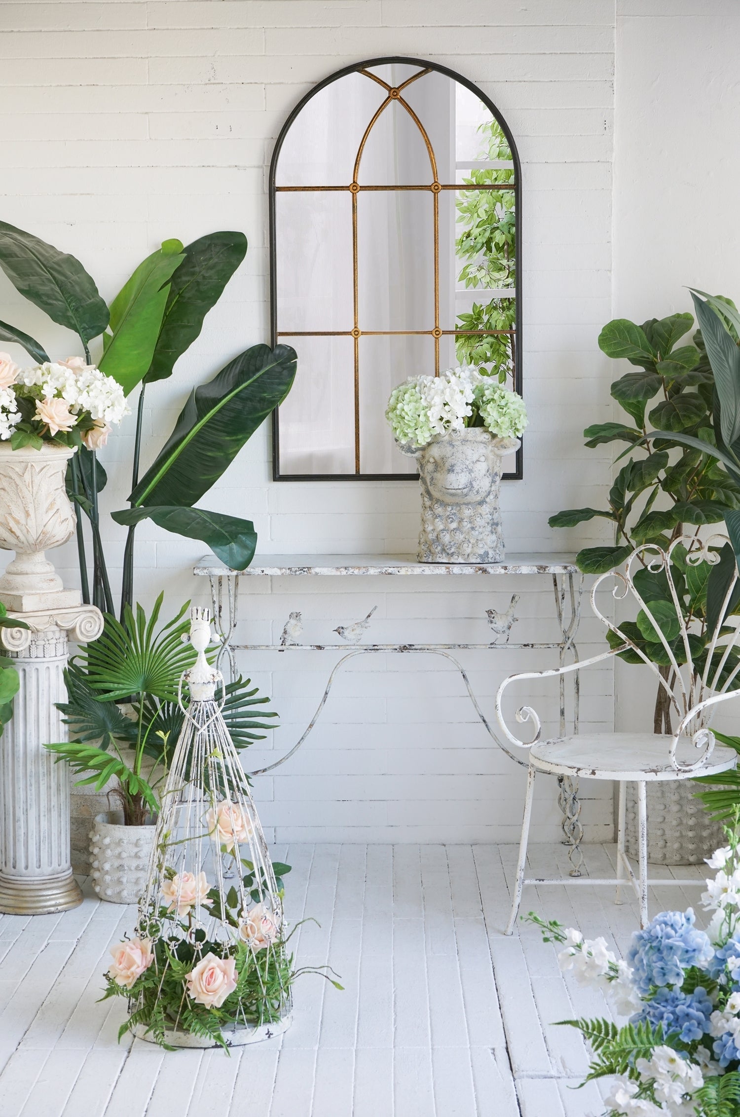 Distressed White Finish Princess Birdcage Birdhouse