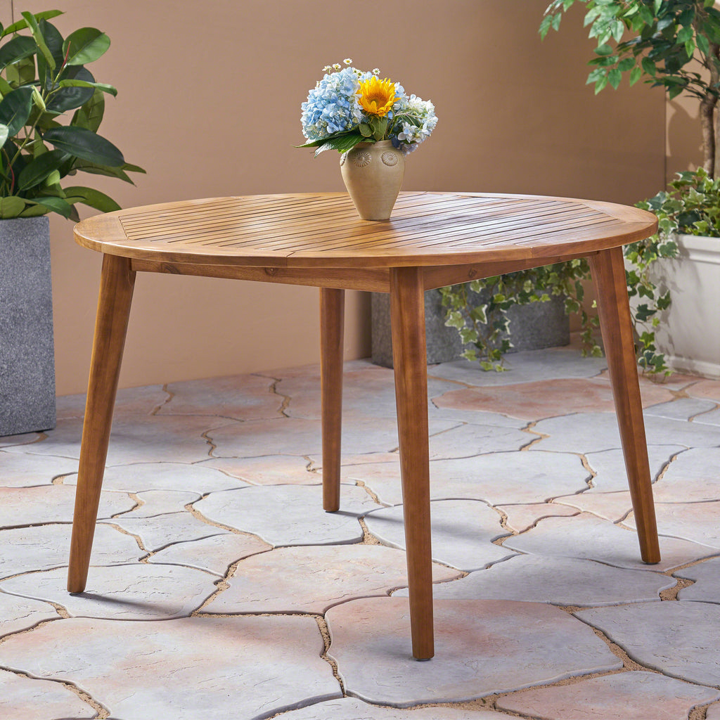 Stamford Round Outdoor Dining Table