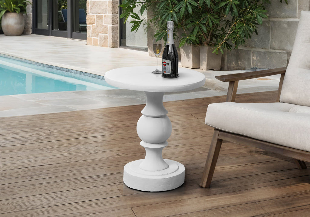 Transitional Pedestal Indoor Outdoor Accent Table
