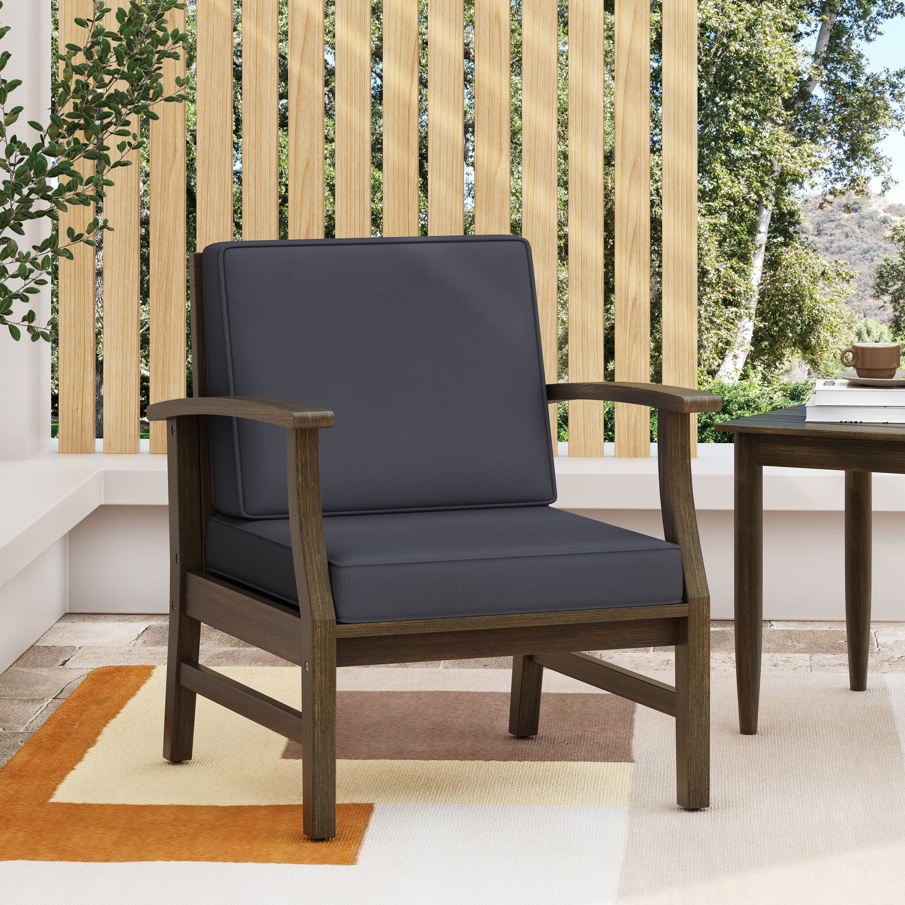Perla Outdoor Club Chair