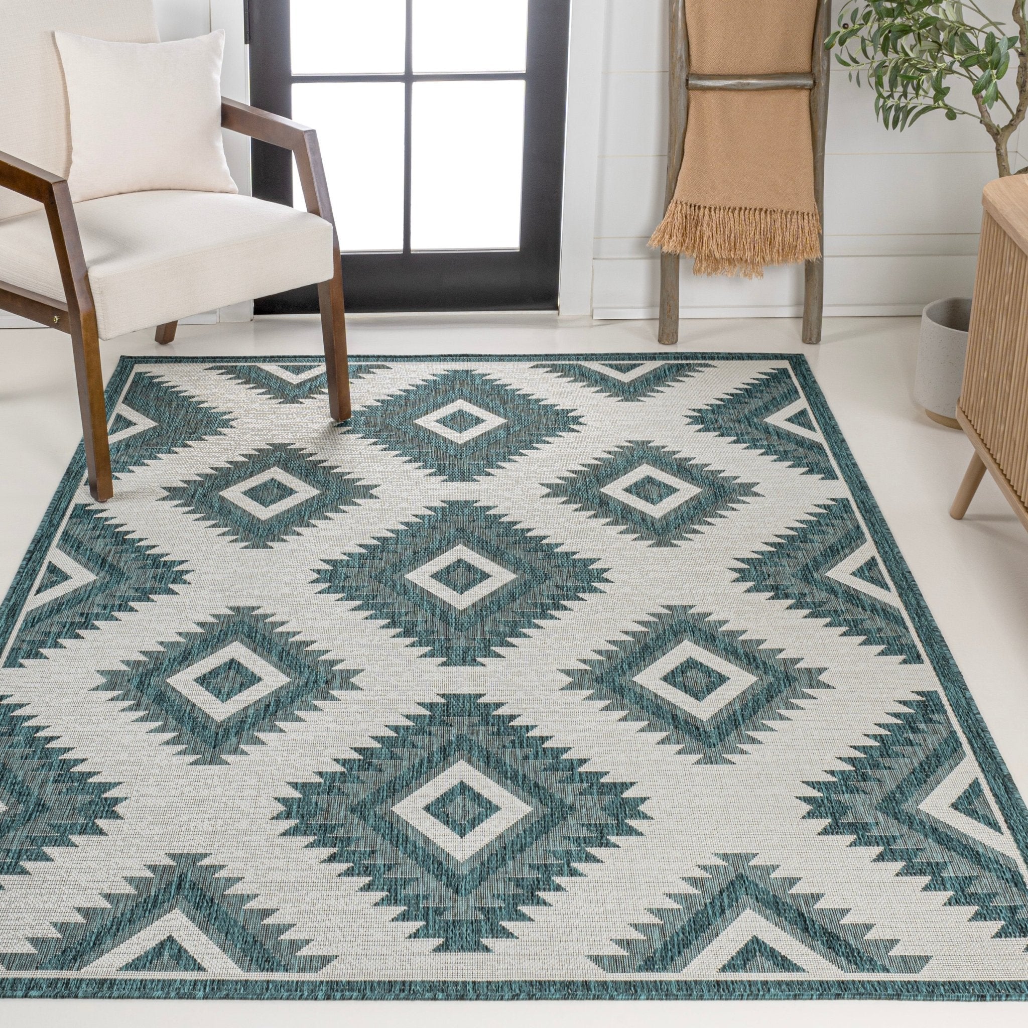 Lior Geometric Moroccan Diamond Indoor/Outdoor Runner Rug