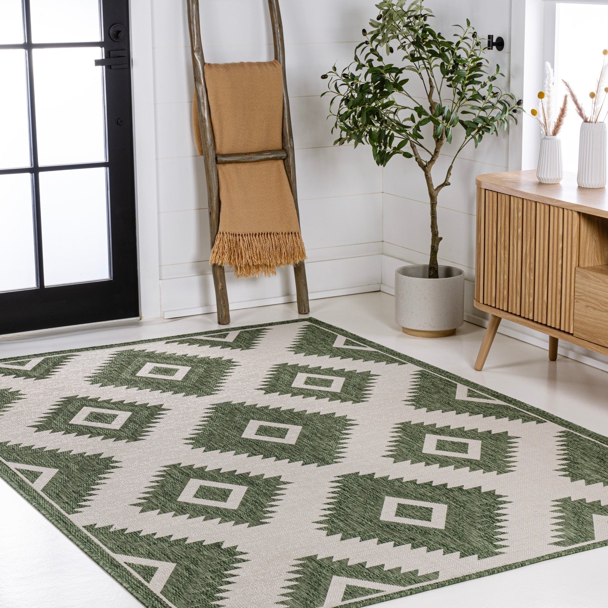 Lior Geometric Moroccan Diamond Indoor/Outdoor Runner Rug