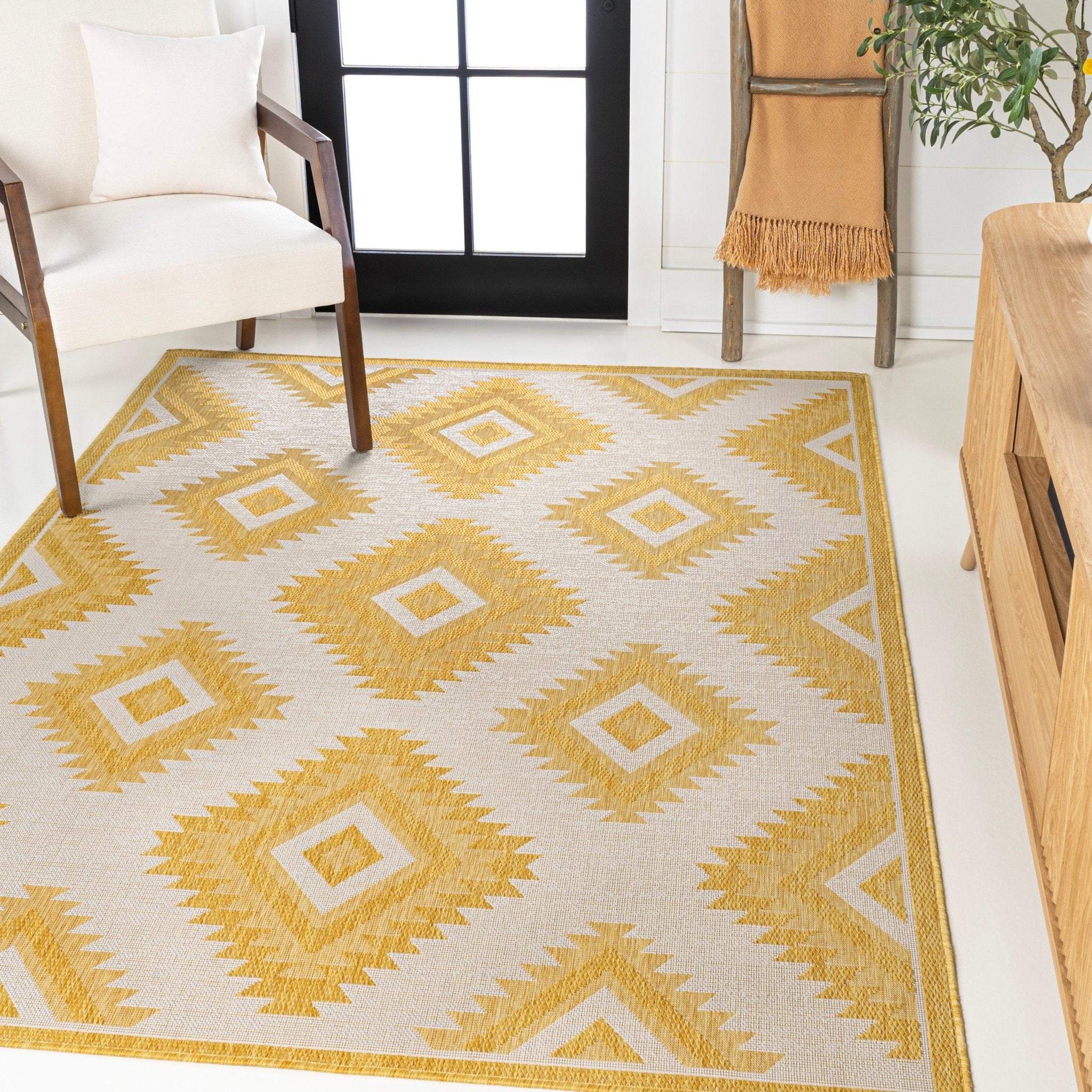 Lior Geometric Moroccan Diamond Indoor/Outdoor Runner Rug