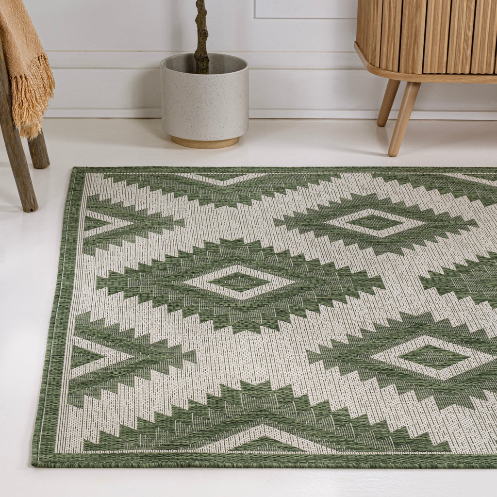 Lior Geometric Moroccan Diamond Indoor/Outdoor Runner Rug