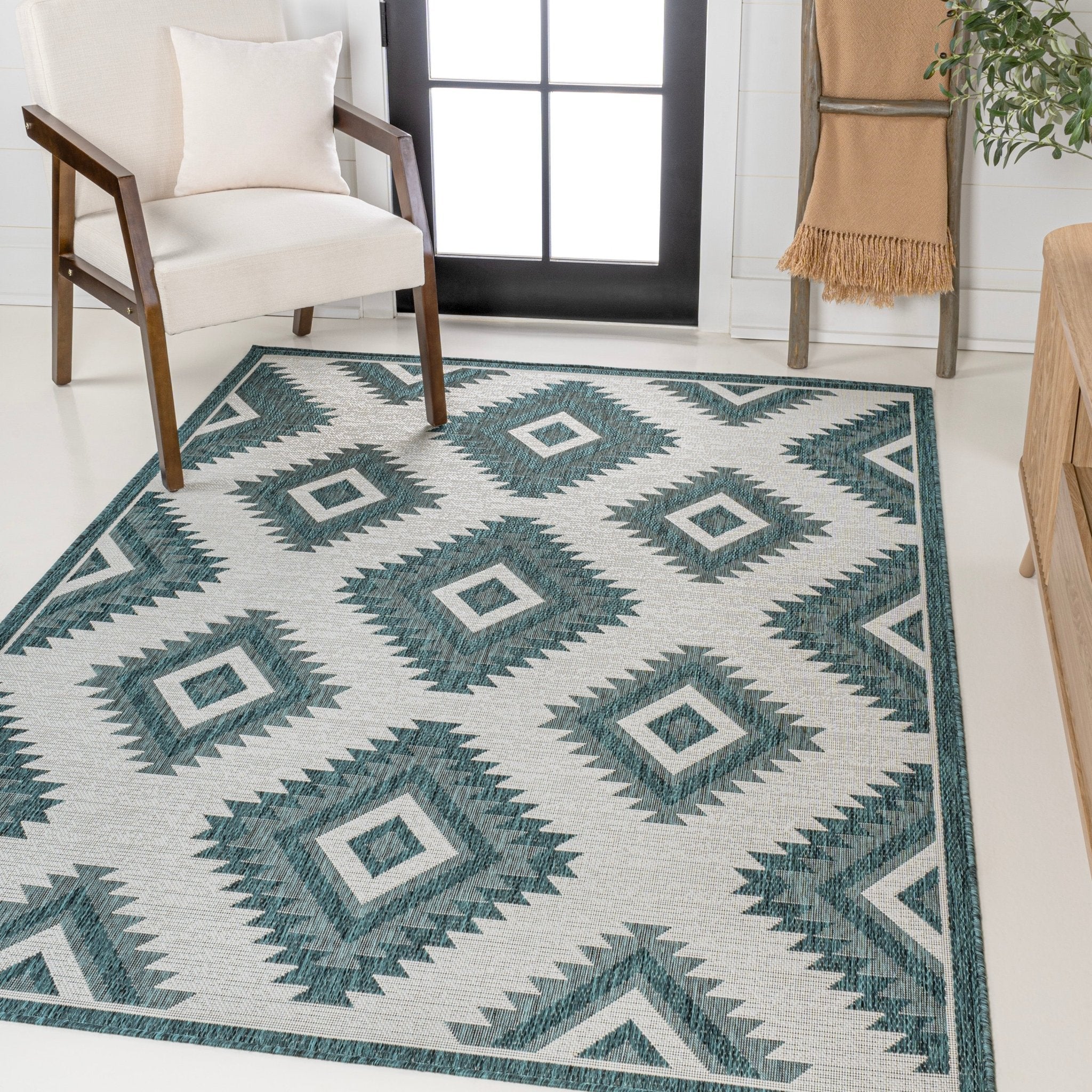 Lior Geometric Moroccan Diamond Indoor/Outdoor Runner Rug