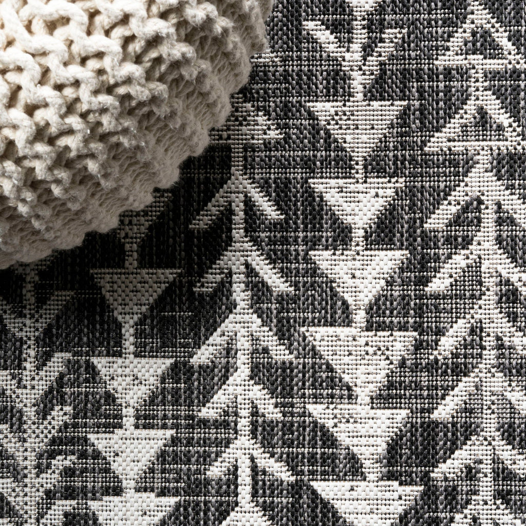 Tokay Bohemian Geometric Indoor/Outdoor Area Rug