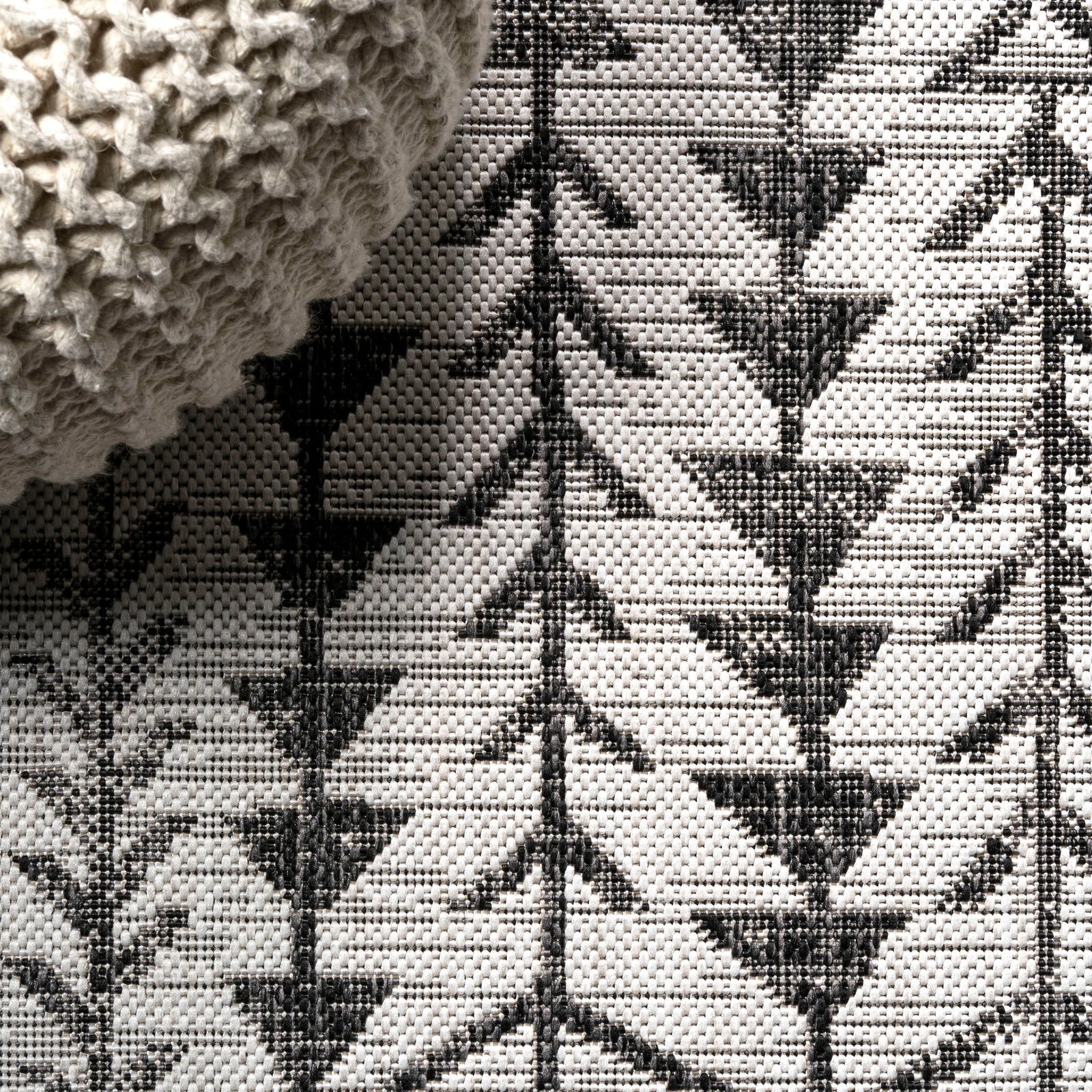Tokay Bohemian Geometric Indoor/Outdoor Area Rug