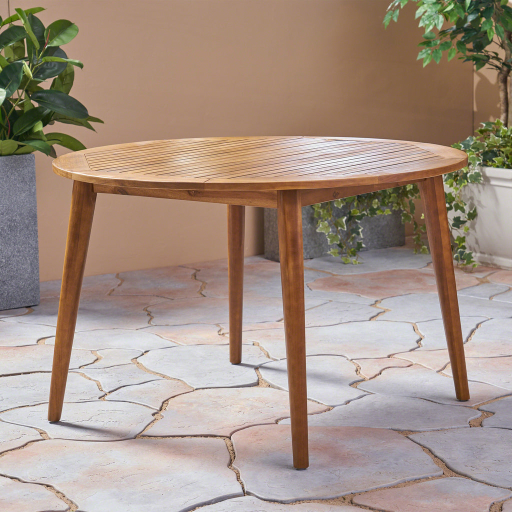 Stamford Round Outdoor Dining Table