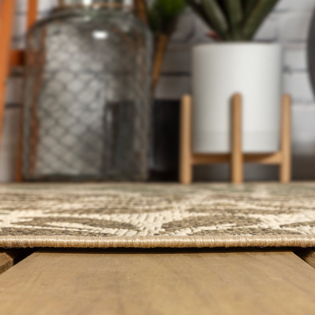 Zinnia Modern Floral Textured Weave Indoor/Outdoor Runner Rug