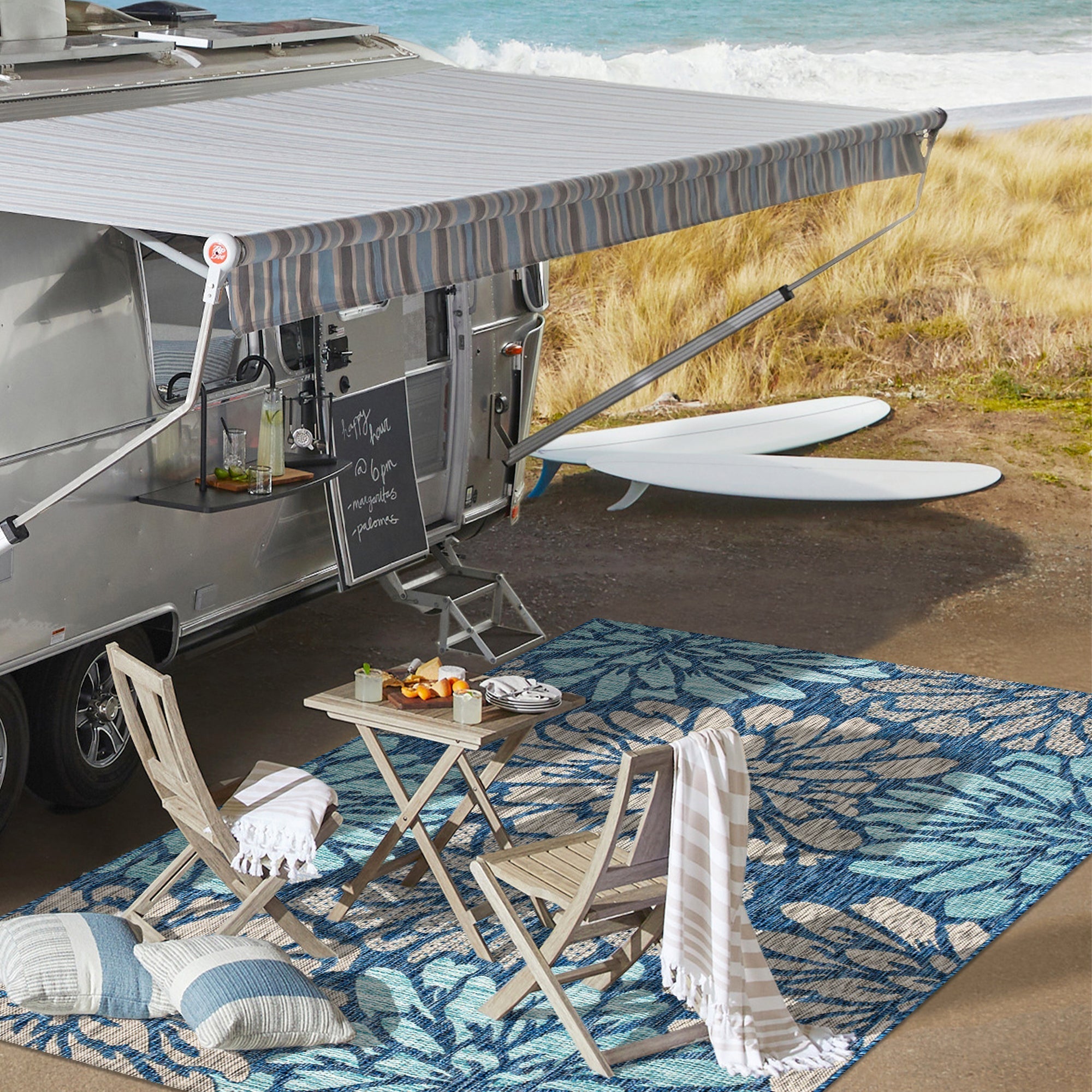 Zinnia Modern Floral Textured Weave Indoor/Outdoor Runner Rug